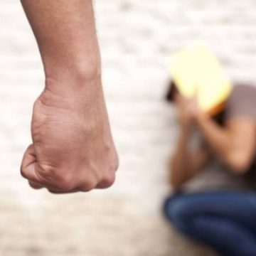 BORȘA: Ordin de protecție provizoriu pe numele unui bărbat care și-a agresat în repetate rânduri soția