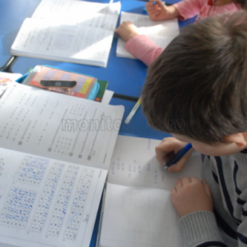 178.000 de elevi vor beneficia de programul ”Masă caldă” 178.000 de elevi vor beneficia de programul ”Masă caldă”
