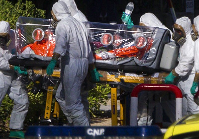 EBOLA: Un caz suspect de Ebola a fost detectat în Franţa la primele controale introduse în aeroporturi