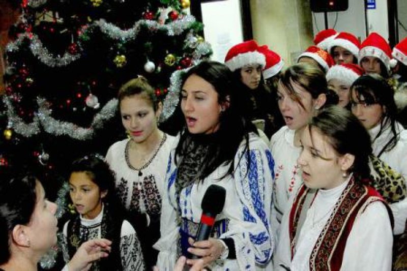 PATRIARHIA ROMÂNĂ: Concertul de colinde "Răsăritul cel de sus", marți seară, la Opera Națională București PATRIARHIA ROMÂNĂ: Concertul de colinde "Răsăritul cel de sus", marți seară, la Opera Națională București