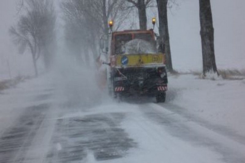 ANM: Avertizare de ninsori, viscol și polei în jumătate de ţară ANM: Avertizare de ninsori, viscol și polei în jumătate de ţară