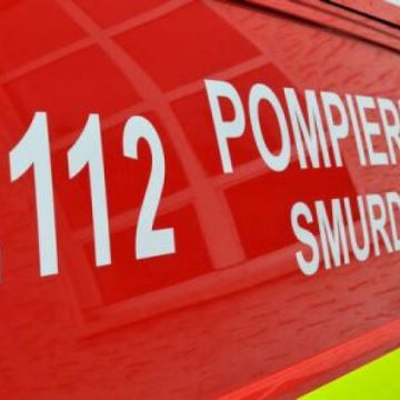 Un copil a ajuns la spital după ce mașina în care se afla s-a răsturnat Un copil a ajuns la spital după ce mașina în care se afla s-a răsturnat