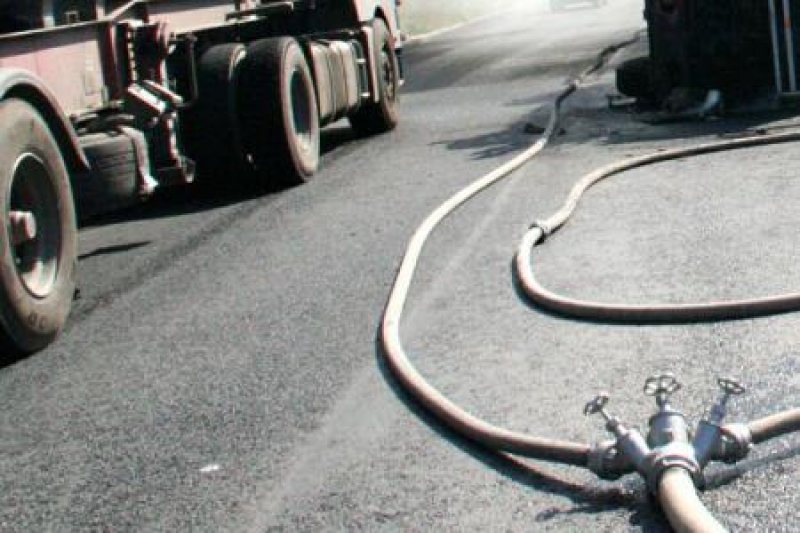ACCIDENT: Un tir înmatriculat în România s-a răsturnat pe o autostradă în Franța ACCIDENT: Un tir înmatriculat în România s-a răsturnat pe o autostradă în Franța