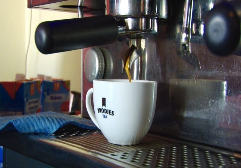 SIGHET: Frigul de afară umple cafenelele SIGHET: Frigul de afară umple cafenelele