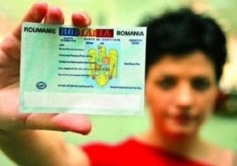 REPORTAJUL ZILEI: Număr mare de cereri, în ultima perioadă, pentru eliberarea cărţilor de identitate REPORTAJUL ZILEI: Număr mare de cereri, în ultima perioadă, pentru eliberarea cărţilor de identitate