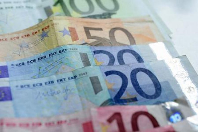 MARKIT: Economia zonei euro este în pericol să recadă în recesiune MARKIT: Economia zonei euro este în pericol să recadă în recesiune
