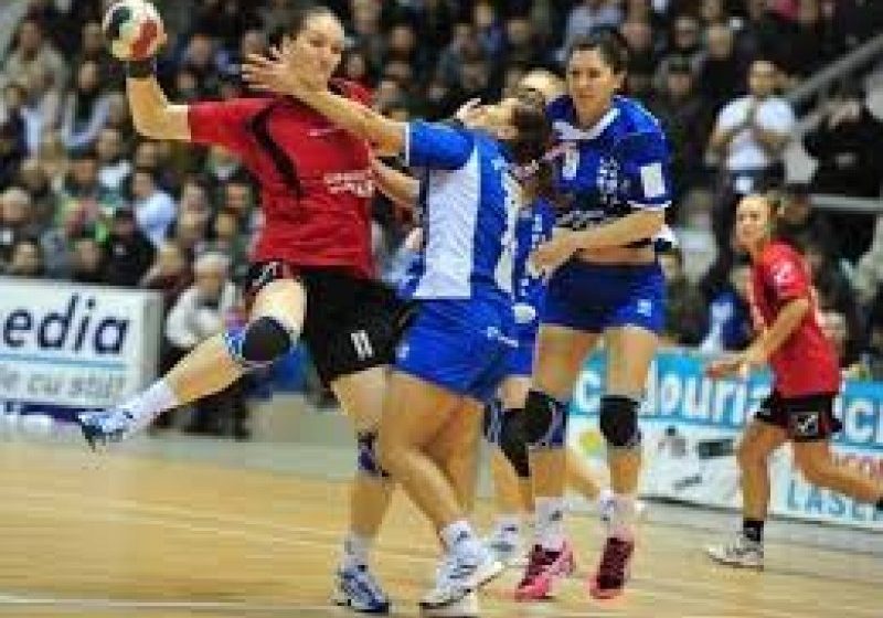 HANDBAL: Calificare în sferturile Cupei României pentru HCM Baia Mare