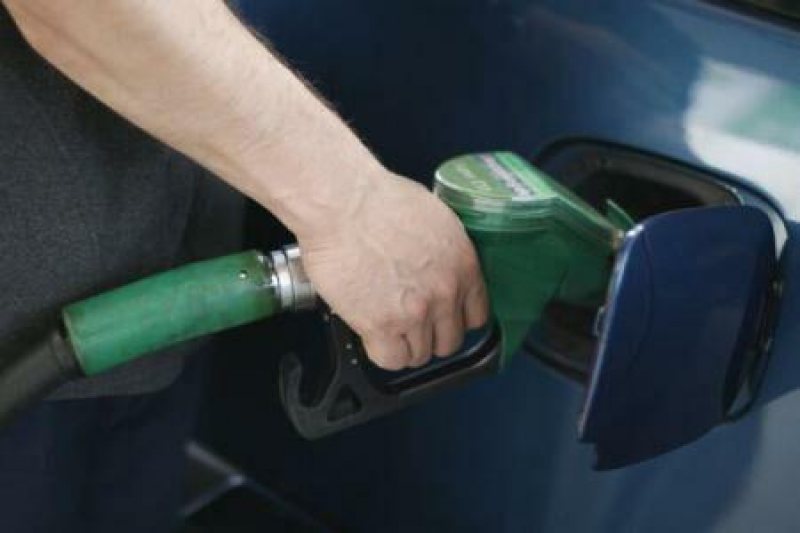 ECONOMIC: Barilul de țiței Brent a coborât sub 49 de dolari, pentru prima dată în ultimii șase ani ECONOMIC: Barilul de țiței Brent a coborât sub 49 de dolari, pentru prima dată în ultimii șase ani