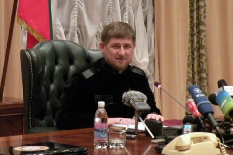 RAMZAN KADÂROV: Nu vom permite nimănui să insulte Profetul, chiar dacă ne va costa viața RAMZAN KADÂROV: Nu vom permite nimănui să insulte Profetul, chiar dacă ne va costa viața