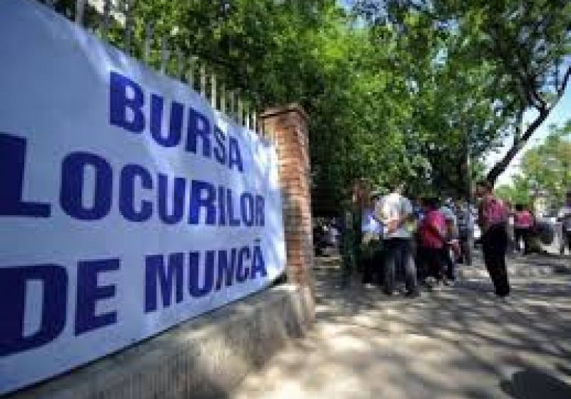 ÎN CREŞTERE: Rata şomajului a crescut uşor în decembrie 2014 faţă de noiembrie