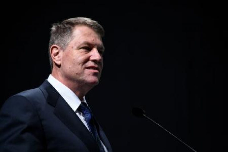 POLITICĂ: Discuție Iohannis-Merkel în debutul reuniunii informale a Consiliului European POLITICĂ: Discuție Iohannis-Merkel în debutul reuniunii informale a Consiliului European