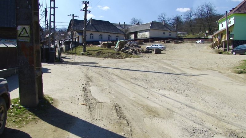SIGHET: Proiectul de reabilitare a străzilor Valea Hotarului – Iapa demarează în zilele următoare SIGHET: Proiectul de reabilitare a străzilor Valea Hotarului – Iapa demarează în zilele următoare