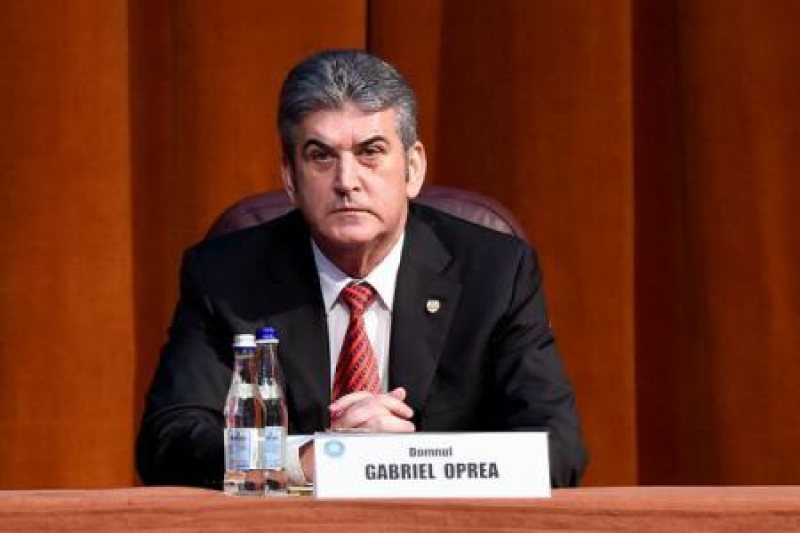 MINISTRUL OPREA: Criminalitatea a înregistrat scăderi semnificative anul trecut MINISTRUL OPREA: Criminalitatea a înregistrat scăderi semnificative anul trecut