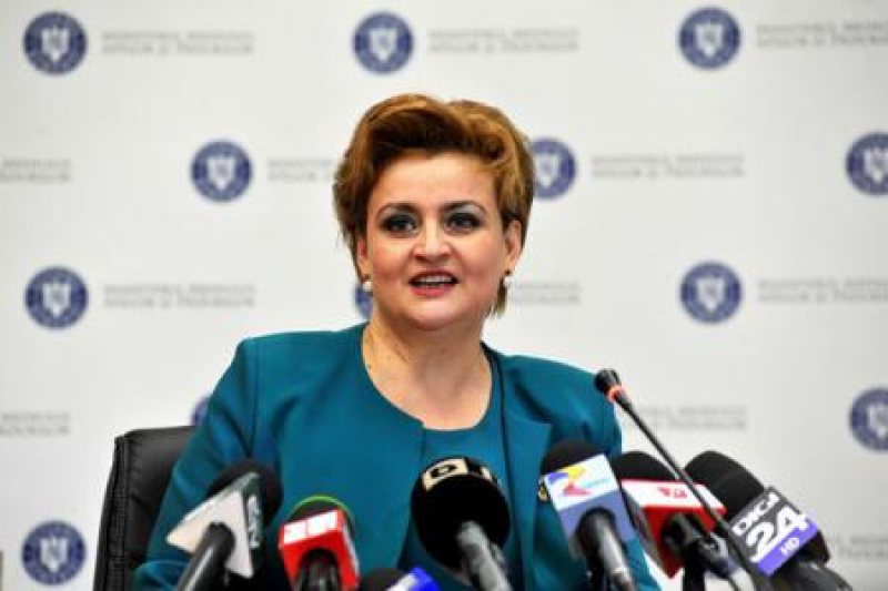 GAVRILESCU (MMAP): Schimbările climatice au dus la pierderi de 300 miliarde de dolari la nivel global, în 2014 GAVRILESCU (MMAP): Schimbările climatice au dus la pierderi de 300 miliarde de dolari la nivel global, în 2014
