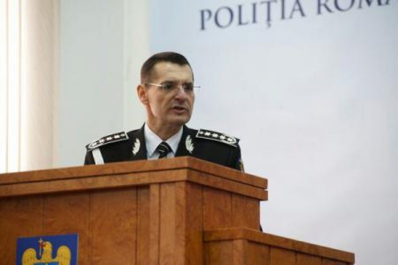 MAI: Șeful Poliției Române le mulțumește celor prezenți la festivitățile dedicate Zilei Poliției Române MAI: Șeful Poliției Române le mulțumește celor prezenți la festivitățile dedicate Zilei Poliției Române