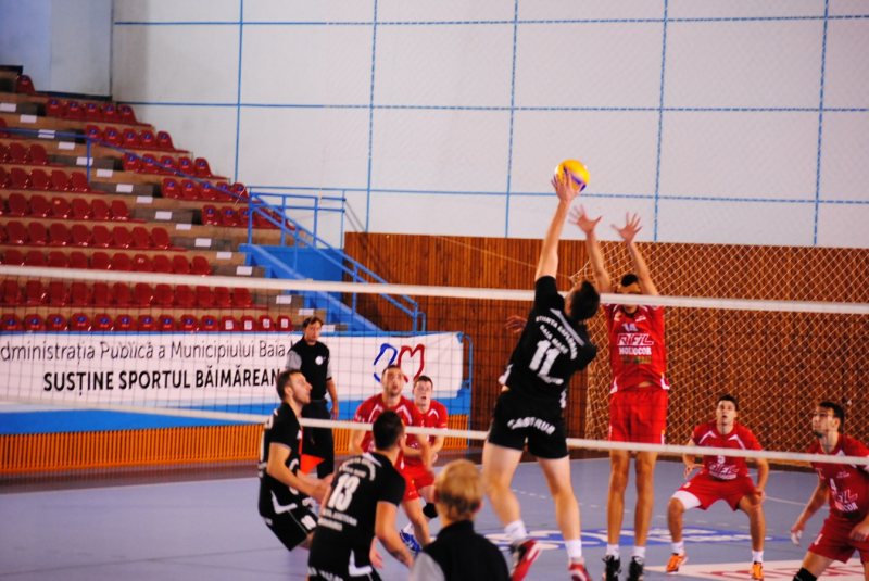 VOLEI MASCULIN: Explorări Baia Mare pierde meciul decisiv şi încheie sezonul pe poziţia a opta VOLEI MASCULIN: Explorări Baia Mare pierde meciul decisiv şi încheie sezonul pe poziţia a opta