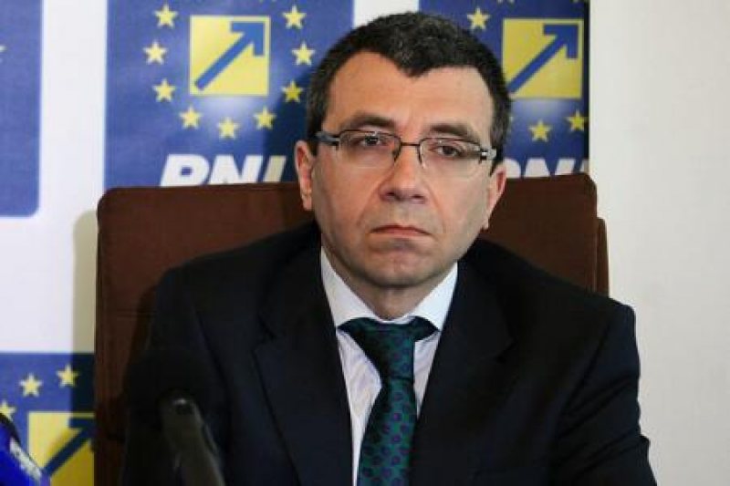 VOICU: PNL e de acord cu cererea de reexaminare a președintelui pe legea finanțării partidelor politice VOICU: PNL e de acord cu cererea de reexaminare a președintelui pe legea finanțării partidelor politice