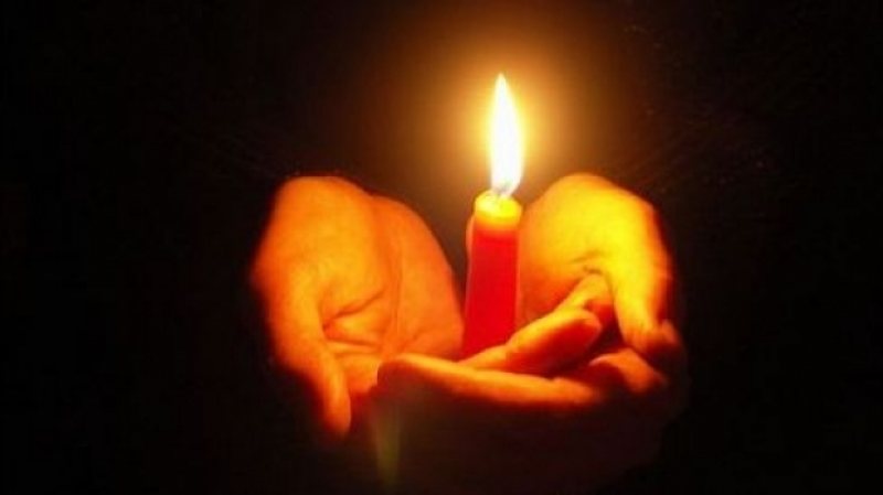 MARAMUREȘ: Lumina Sfântă de la Ierusalim va ajunge și în acest an în lăcașele de cult din județ MARAMUREȘ: Lumina Sfântă de la Ierusalim va ajunge și în acest an în lăcașele de cult din județ