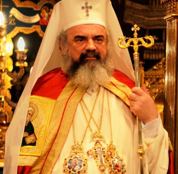 PATRIARHUL DANIEL: Credința în înviere este izvor de lumină și putere spirituală PATRIARHUL DANIEL: Credința în înviere este izvor de lumină și putere spirituală