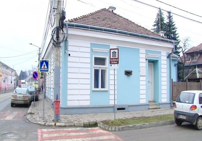 SIGHET: Puțini vizitatori la Casa memorială ”Elie Wiesel” în acest an în cadrul programului Școala altfel