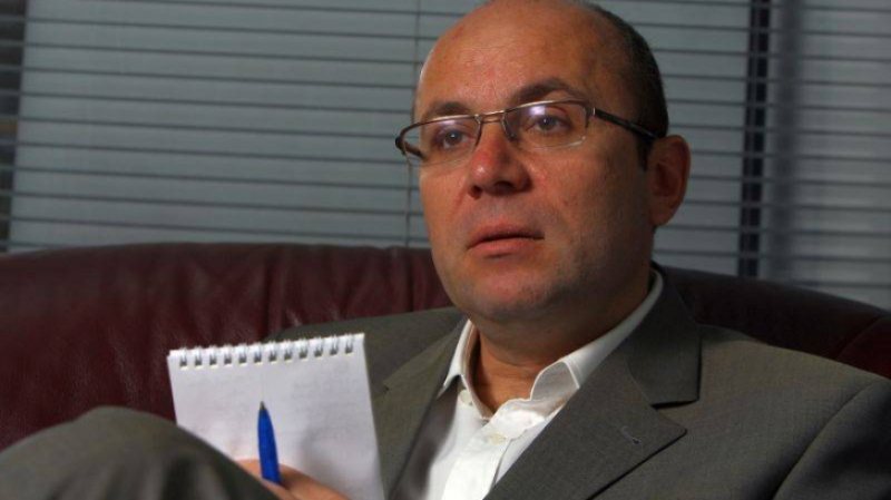 COZMIN GUŞĂ: Băsescu a fost bulversant. Și-a făcut analiza mandatelor sale înmulțindu-le cu zero COZMIN GUŞĂ: Băsescu a fost bulversant. Și-a făcut analiza mandatelor sale înmulțindu-le cu zero