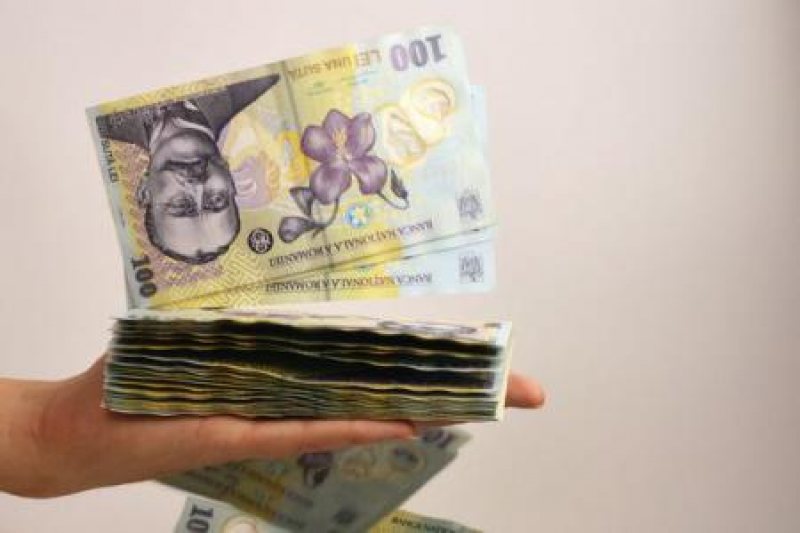 INS: Trei sferturi din venitul românilor se cheltuie pe consum; din cheltuielile de consum, 60% înseamnă alimente și utilități INS: Trei sferturi din venitul românilor se cheltuie pe consum; din cheltuielile de consum, 60% înseamnă alimente și utilități