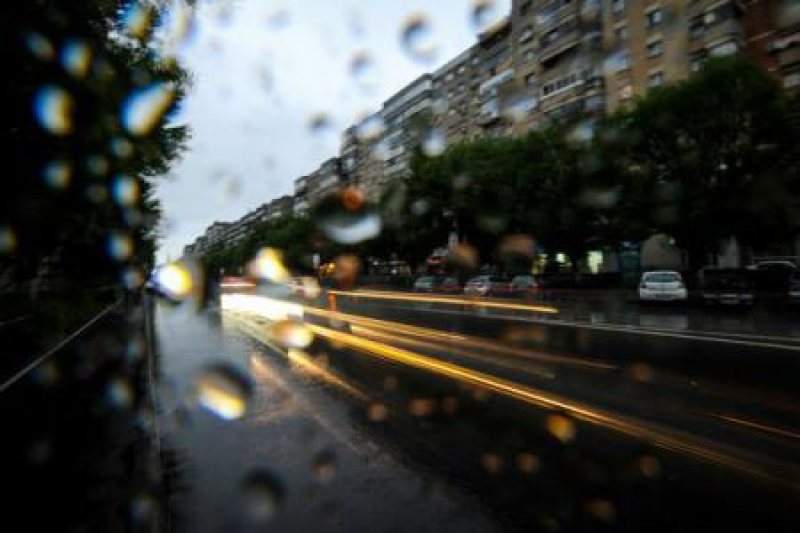 VREME: Cod Galben nowcasting de intensificări ale vântului, valabil pentru opt județe, în următoarele ore VREME: Cod Galben nowcasting de intensificări ale vântului, valabil pentru opt județe, în următoarele ore