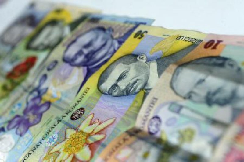 ECONOMIC: Fondurile de pensii private au ajuns la dețineri de peste 820 de milioane de euro, după primul trimestru ECONOMIC: Fondurile de pensii private au ajuns la dețineri de peste 820 de milioane de euro, după primul trimestru