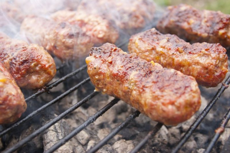 PROCEDURI: Producătorii români de carne vor protecție europeană pentru micul românesc PROCEDURI: Producătorii români de carne vor protecție europeană pentru micul românesc