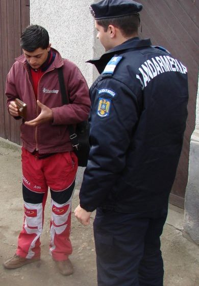 BAIA MARE: Un bărbat a fost sancţionat de jandarmi pentru tulburarea liniştii publice
