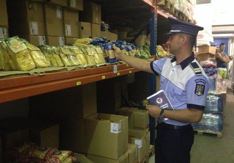 MARAMUREŞ: Poliţiştii au aplicat amenzi în valoare de 11.500 de lei în urma verificării mai multor societăţi comerciale