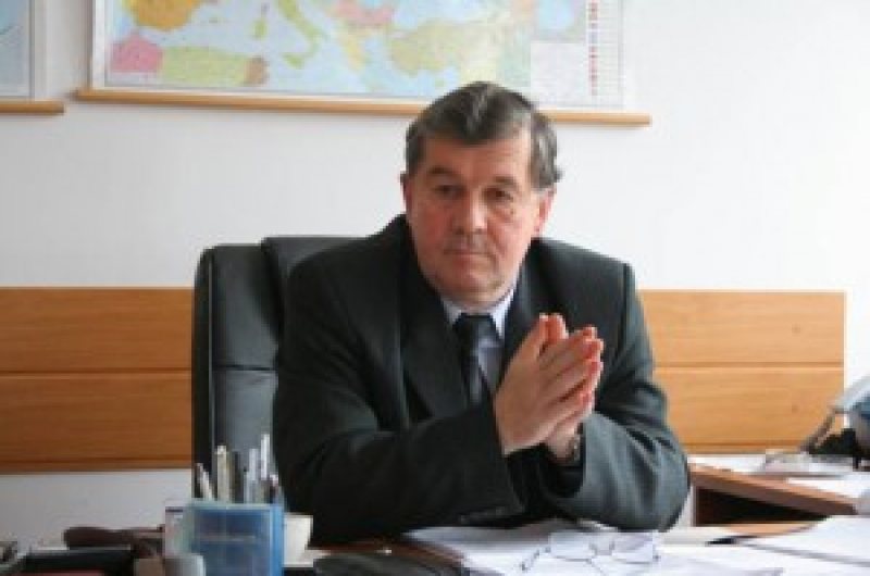 MARAMUREȘ: Pentru a primi subvenții pentru terenurile agricole pe care le au în proprietate, feţele bisericeşti trebuie să facă dovada că sunt fermieri activi MARAMUREȘ: Pentru a primi subvenții pentru terenurile agricole pe care le au în proprietate, feţele bisericeşti trebuie să facă dovada că sunt fermieri activi