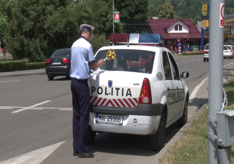 BAIA MARE: Un bărbat a fost arestat preventiv după ce a fost prins beat la volan, fără să aibă permis și a și fugit de la locul accidentului