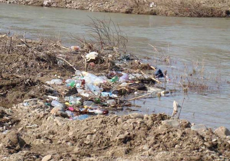 MARAMUREȘ: Probleme mari cu gunoaiele în unele localități din județ