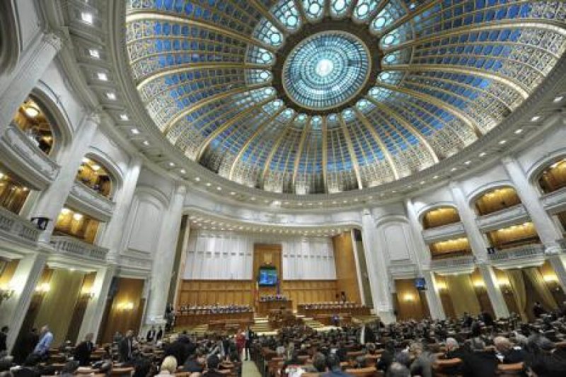 MOŢINE DE CENZURĂ PNL: Trebuie retrasă încrederea Guvernului pentru că și-a bătut joc de dreptul la vot MOŢINE DE CENZURĂ PNL: Trebuie retrasă încrederea Guvernului pentru că și-a bătut joc de dreptul la vot