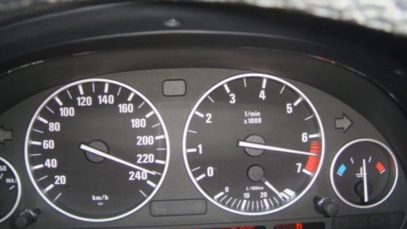 VITEZOMANI: Cristi Boureanu şi Giani Kiriţă au rămas fără permis. Cu ce viteze au fost prinşi de radare pe A2 VITEZOMANI: Cristi Boureanu şi Giani Kiriţă au rămas fără permis. Cu ce viteze au fost prinşi de radare pe A2