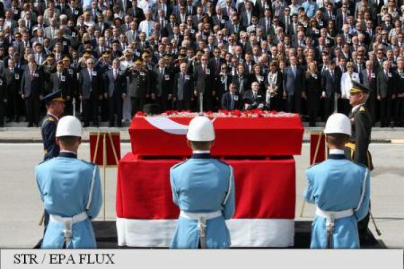 TURCIA: Funeralii naționale pentru fostul președinte Süleyman Demirel TURCIA: Funeralii naționale pentru fostul președinte Süleyman Demirel