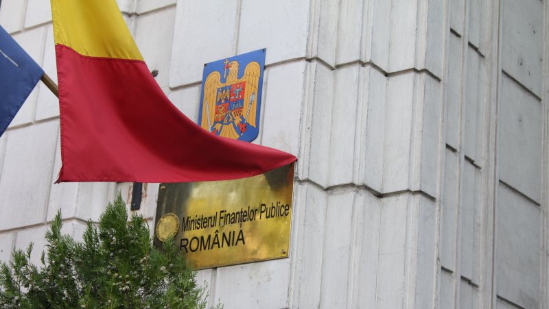INOVATIE: Finanțele lansează, luni, prima emisiune de titluri de stat pentru populație din ultimii 10 ani INOVATIE: Finanțele lansează, luni, prima emisiune de titluri de stat pentru populație din ultimii 10 ani