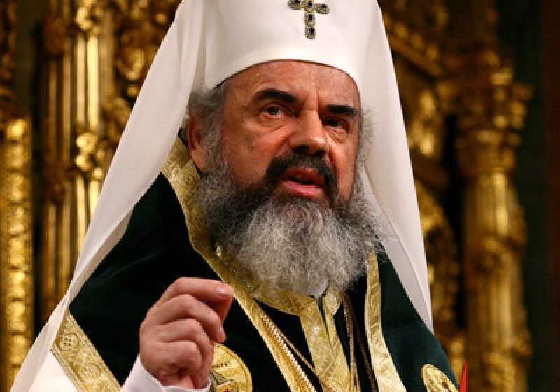 PATRIARHUL DANIEL: Sfinții Apostoli Petru și Pavel mărturisesc jertfelnic dumnezeirea lui Hristos PATRIARHUL DANIEL: Sfinții Apostoli Petru și Pavel mărturisesc jertfelnic dumnezeirea lui Hristos