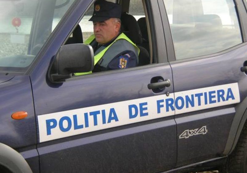 SĂPÂNŢA: Urmărire ca în filme, noaptea trecută, pentru prinderea unui contrabandist