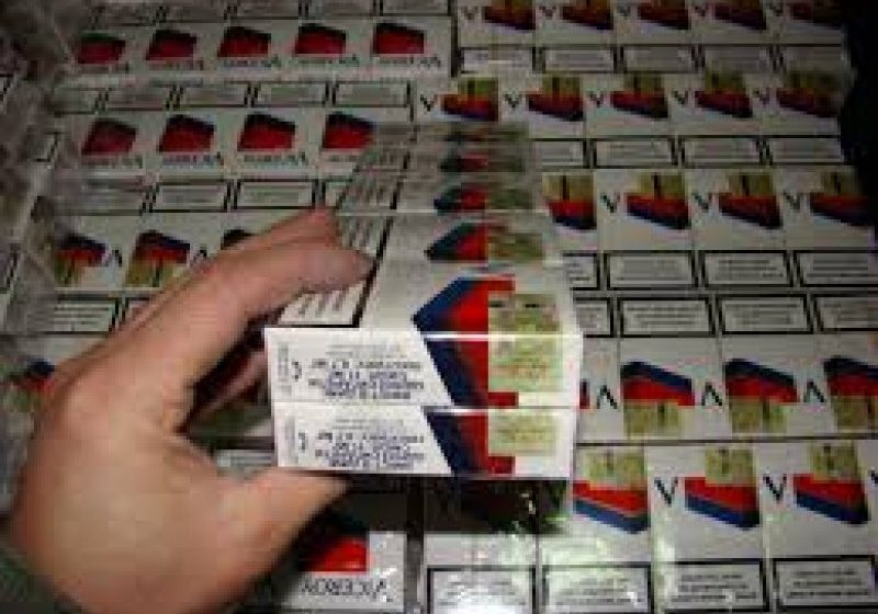 TĂUŢII MĂGHERĂUŞ: Două femei cercetate pentru comiterea infracţiunii de contrabandă cu ţigări