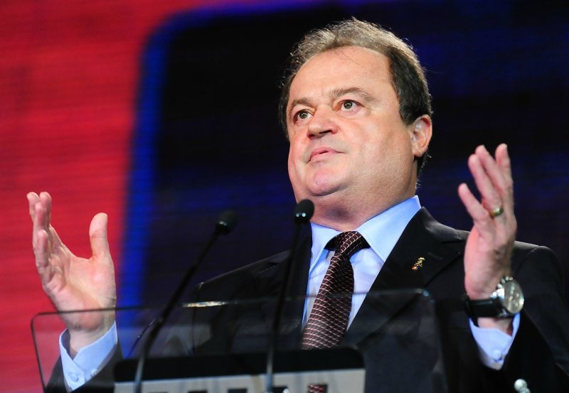 BLAGA: Oprea îndeplinește condițiile de a fi premier interimar BLAGA: Oprea îndeplinește condițiile de a fi premier interimar