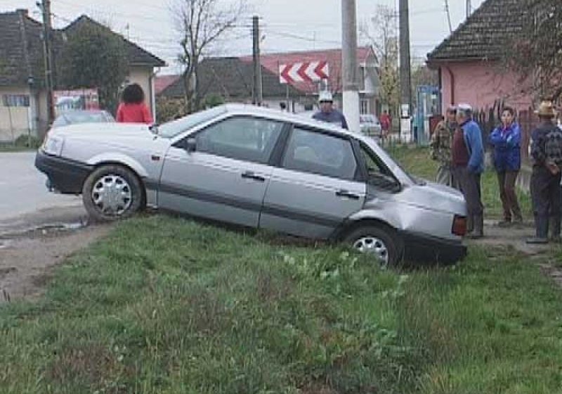 BAIA MARE: Cinci persoane rănite în urma a două evenimente rutiere BAIA MARE: Cinci persoane rănite în urma a două evenimente rutiere