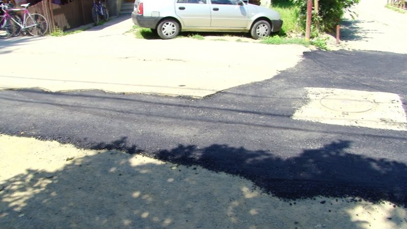 SIGHET: Firma care se ocupă de reabilitarea reţelei de apă şi canala dat undă verde pentru readucerea străzilor la starea iniţială SIGHET: Firma care se ocupă de reabilitarea reţelei de apă şi canala dat undă verde pentru readucerea străzilor la starea iniţială