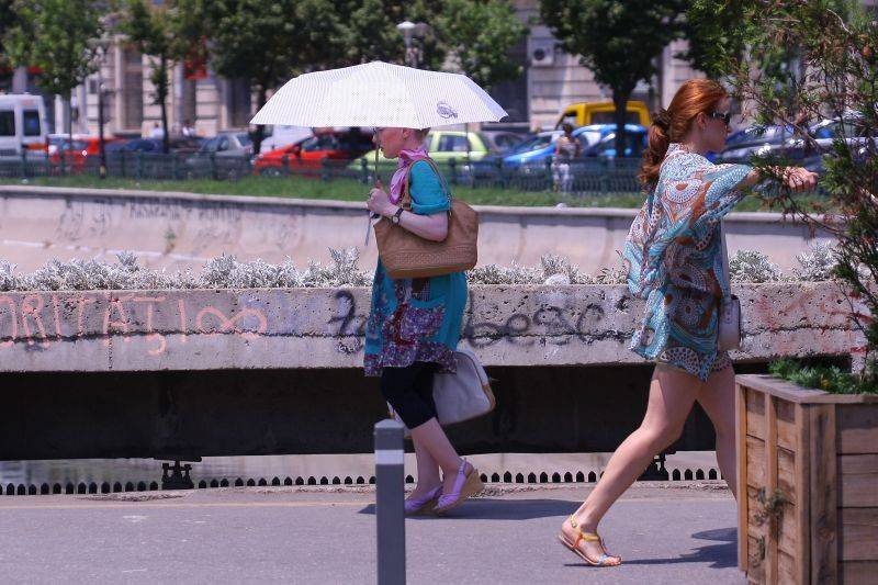 PROGNOZĂ ANM: Temperaturile ridicate și lipsa precipitațiilor vor caracteriza luna august PROGNOZĂ ANM: Temperaturile ridicate și lipsa precipitațiilor vor caracteriza luna august