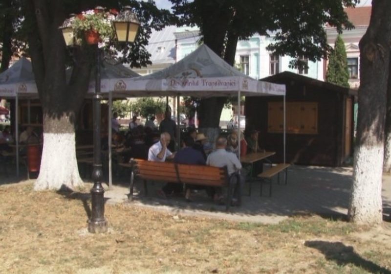 SIGHET: Ce trebuie făcut pentru închirierea de spații comerciale la gala folk SIGHET: Ce trebuie făcut pentru închirierea de spații comerciale la gala folk