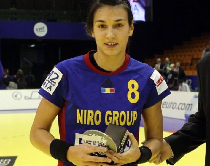 HANDBAL: Cristina Neagu, la antrenamente în Baia Mare