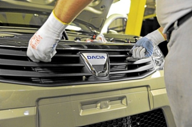ACEA: Vânzările de autoturisme Dacia în UE au crescut cu 3,9%, în iunie ACEA: Vânzările de autoturisme Dacia în UE au crescut cu 3,9%, în iunie