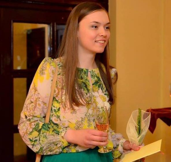 SIGHET: Daniela Cincilei este singura sigheteancă care a obţinut 10 pe linie la examenul de bacalaureat