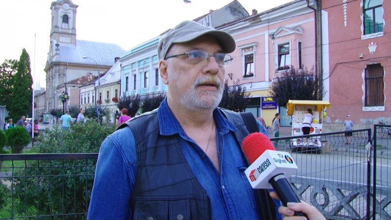 SIGHET: “Reuşita unui film se măsoară în emoţie”, a spus actorul Doru Ana, prezent la prima seară din cadrul MMIFF SIGHET: “Reuşita unui film se măsoară în emoţie”, a spus actorul Doru Ana, prezent la prima seară din cadrul MMIFF
